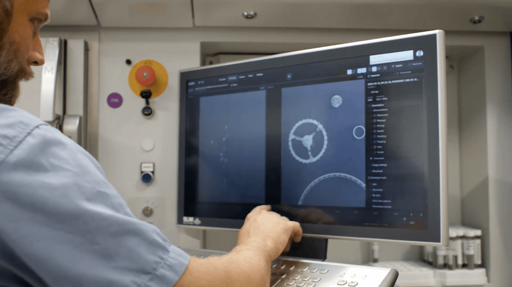 Euler Viewer for Metal LPBF 3D Printing Released3DPrint.com | Additive Manufacturing Business 30 user using euler on HMI 1024x575 h6K3aW