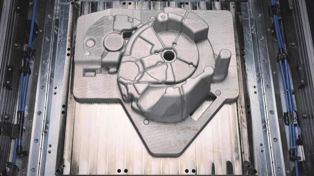 MacLean-Fogg & Fraunhofer ILT Make 156 Kg 3D Printed Toyota Tooling Insert3DPrint.com | Additive Manufacturing Business 3 pm druckguss toyota bild 2 1024x576 vLLqD5