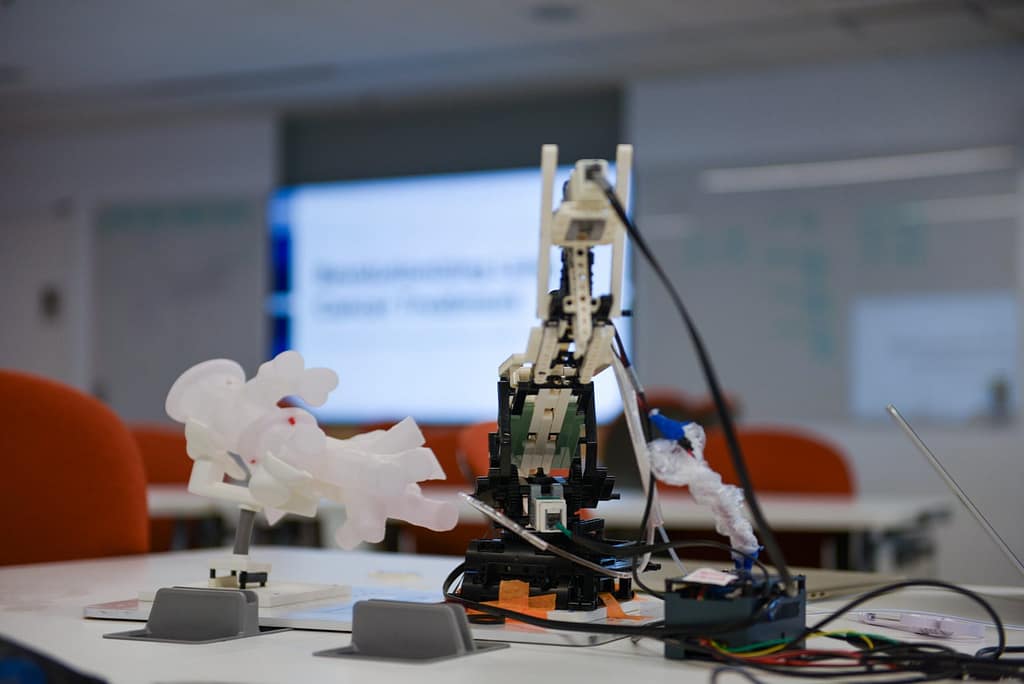 Boston’s Additive Edge: Harvard’s MEDscience Takes High Schoolers Into the Future of Medicine3DPrint.com | Additive Manufacturing Business 2 DSC 47471 scaled C6pA3W