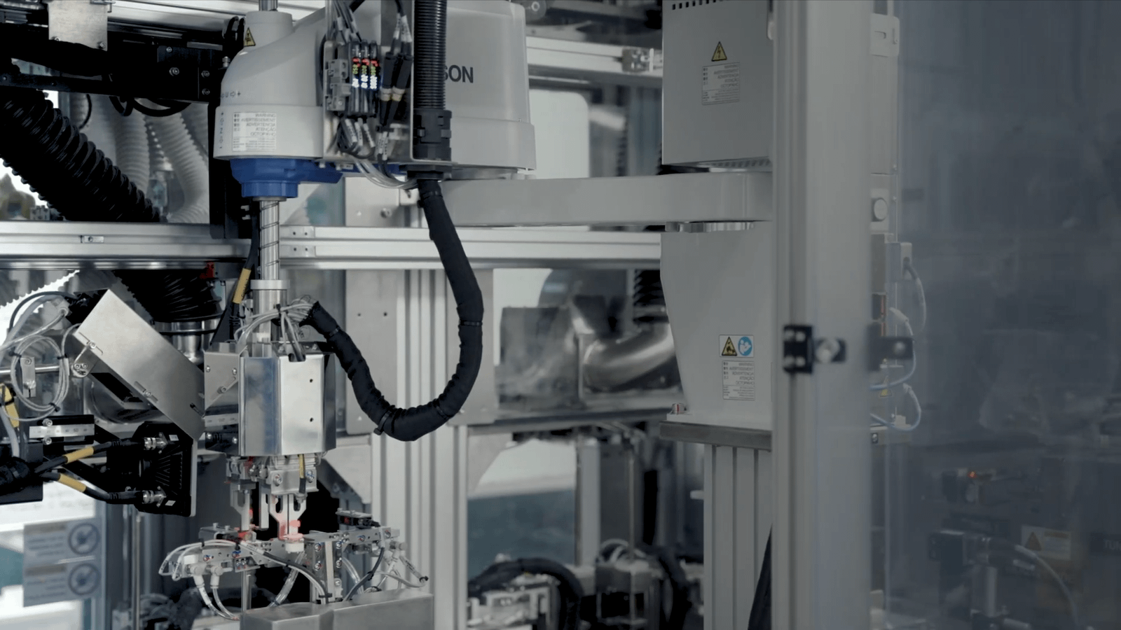 AI, Robotics, and 3D Printing for Mass Customization: Dandy’s Dental Revolution3DPrint.com | Additive Manufacturing Business 10 edited spray glaze automation video screengrabs3 nH5hFg