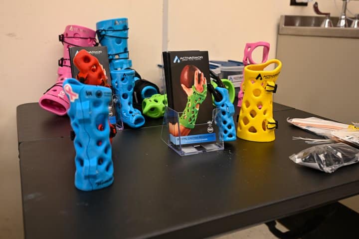 Atlanta VA First in U.S. Veterans Health Care System to Offer 3D Printed Casts & Splints3DPrint.com | Additive Manufacturing Business 2 IMG 1938 rKcmqL
