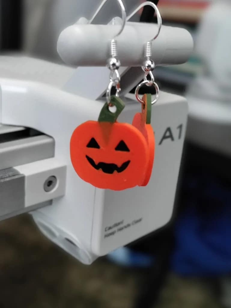 It’s Close to Midnight…3D Prints are Lurking in the Dark!3DPrint.com | Additive Manufacturing Business 2 large display image000003 G2CZLy