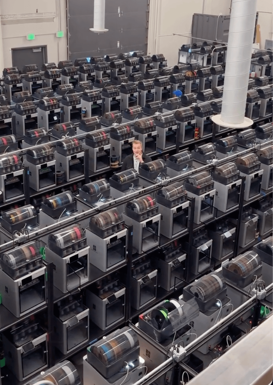 Wigglitz Uses 2,700 Desktop Machines to 3D Print Toys3DPrint.com | Additive Manufacturing Business 2 Screenshot 2025 11 12 at 10.23.33 PM NcjcZv